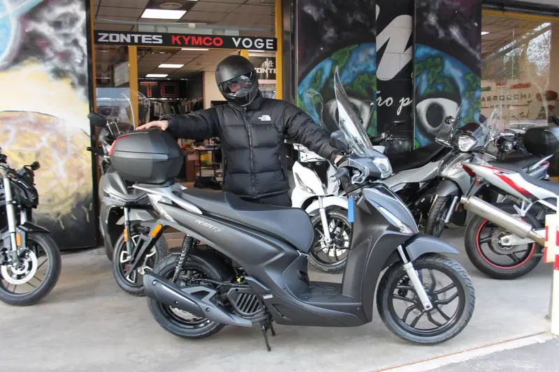 Kymco People 125i S (2021 - 25) (6)