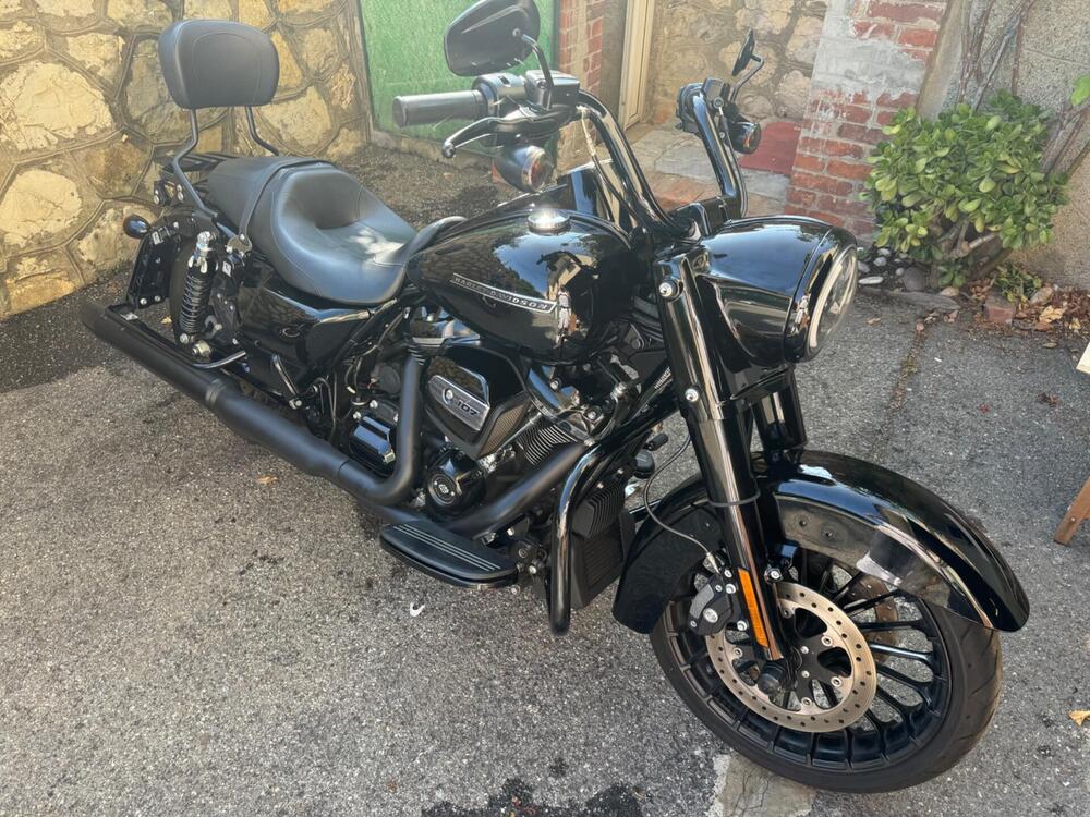 Harley-Davidson 107 Road King Special (2017 - 18) - FLHRXS (3)