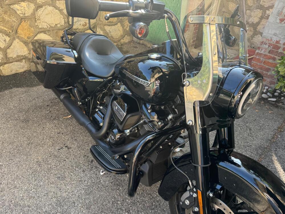 Harley-Davidson 107 Road King Special (2017 - 18) - FLHRXS (4)