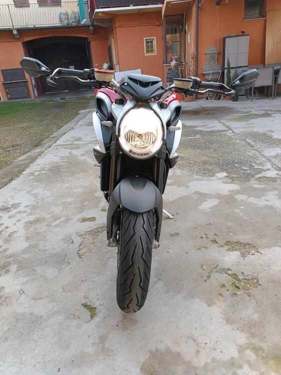 MV Agusta Brutale 800 EAS ABS (2016 - 19) (2)