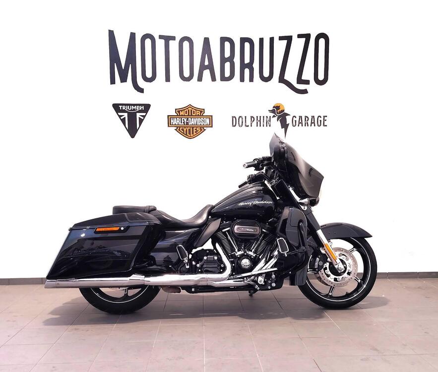 Harley-Davidson 114 Street Glide (2017)
