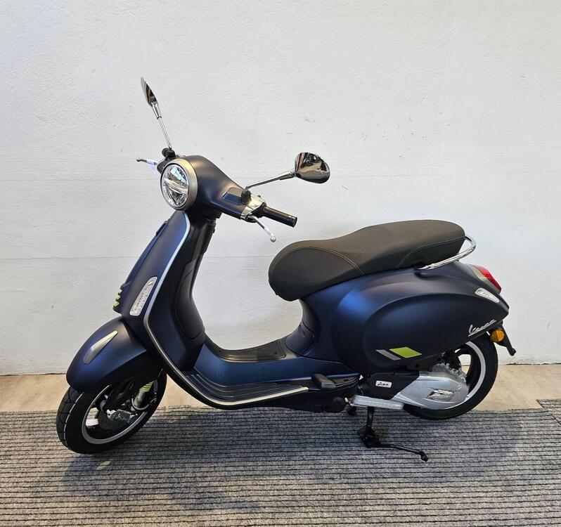 Vespa Primavera 125 Tech (2024 - 25) (2)