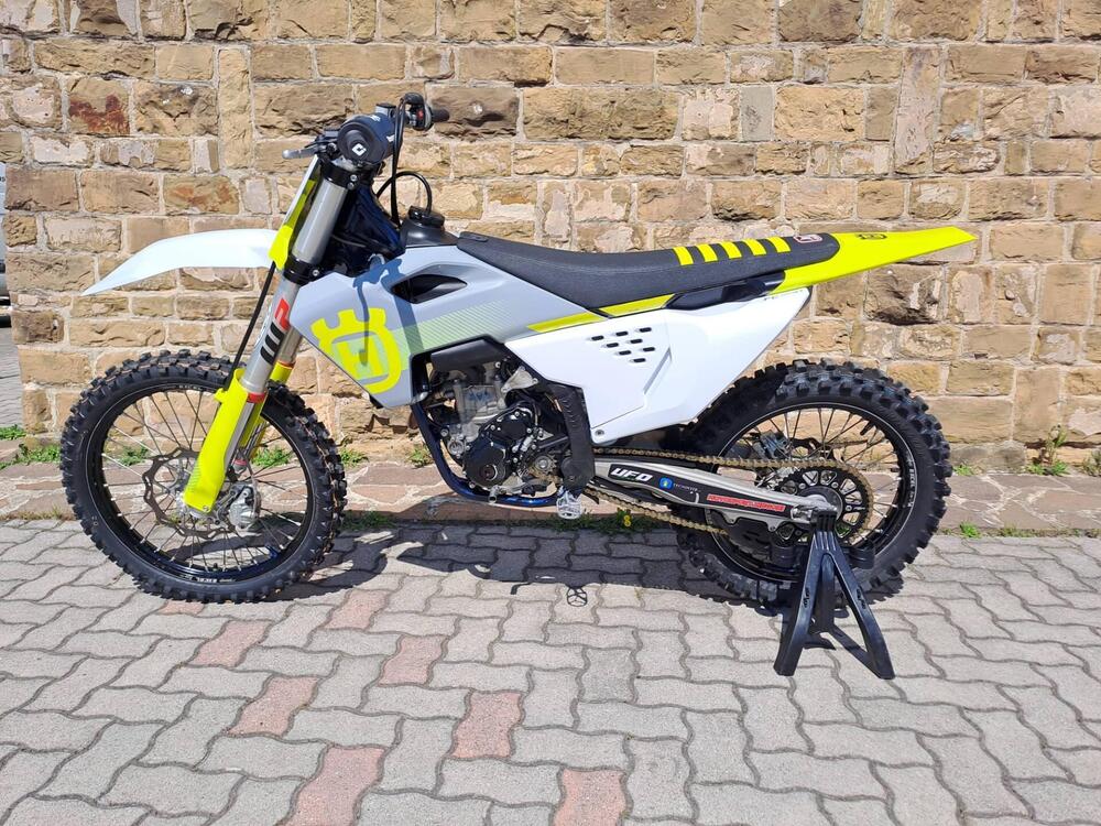 Husqvarna FC 250 (2024) (2)
