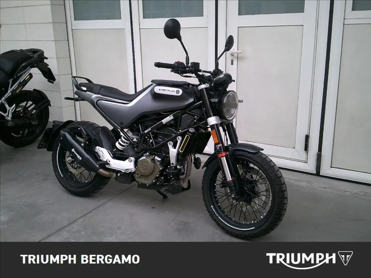 Husqvarna Svartpilen 125 (2021 - 23) (2)