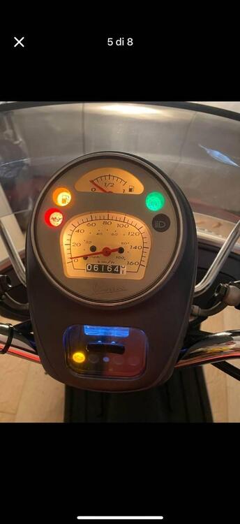 Vespa Sei Giorni 300 Hpe (2021 - 22) (5)
