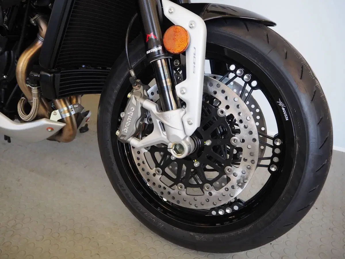 MV Agusta Dragster 800 RR SCS (2021 - 25) (7)