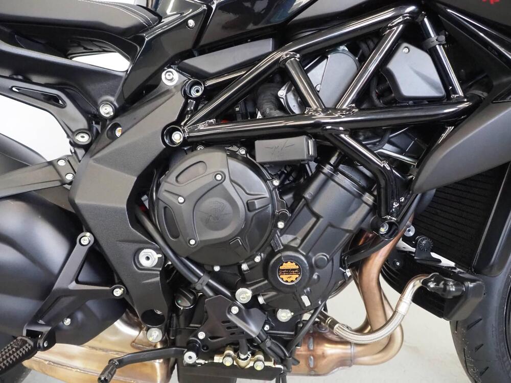 MV Agusta Dragster 800 R (2023 - 25) (2)