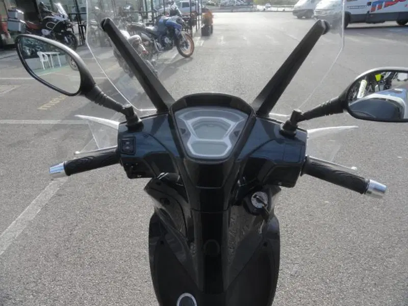 Kymco People 125i S (2021 - 25) (11)