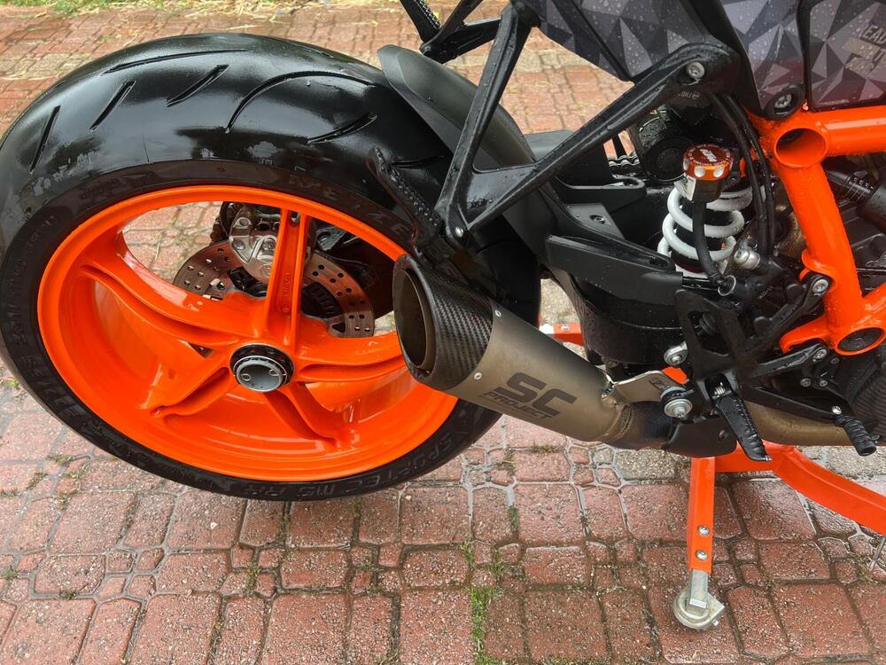 KTM 1290 Super Duke R (2022 - 23) (3)