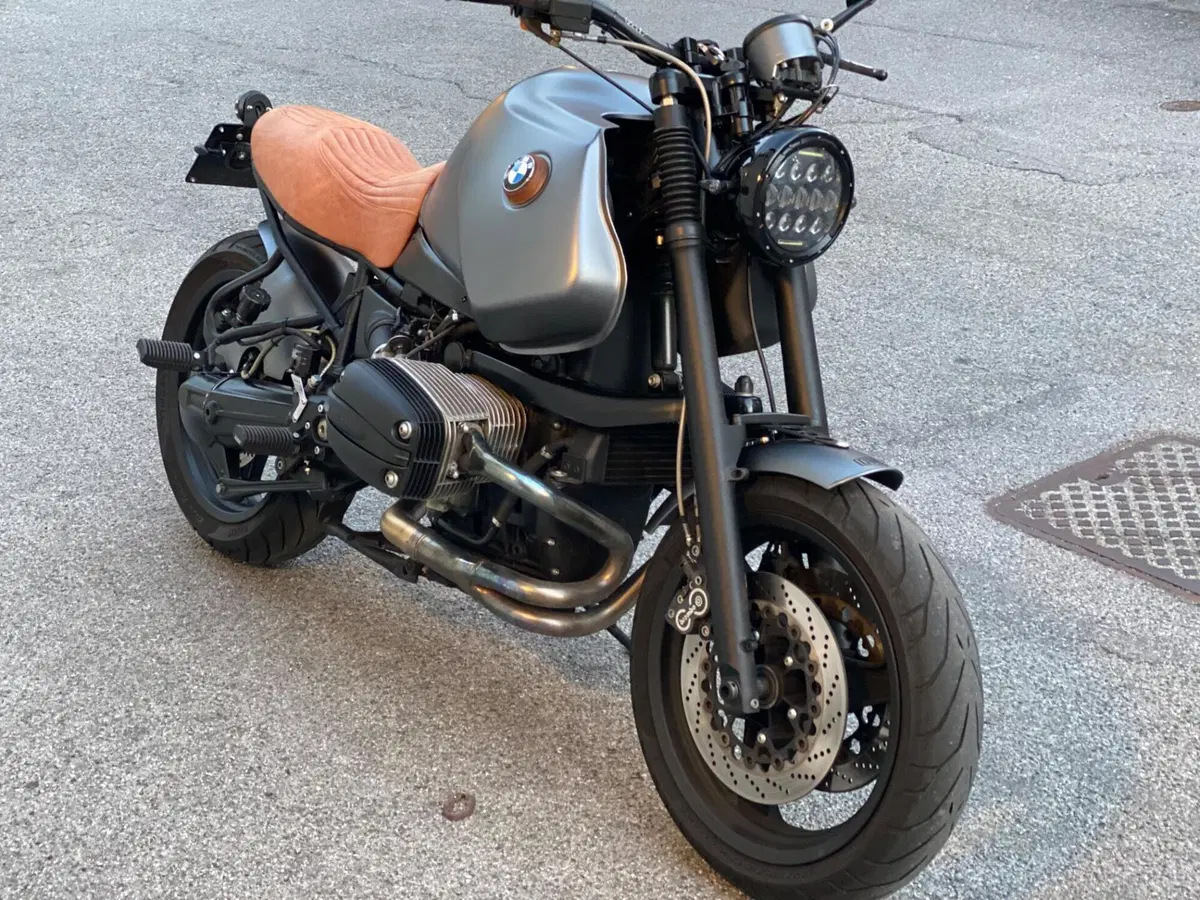 Bmw R 1100 R (2)