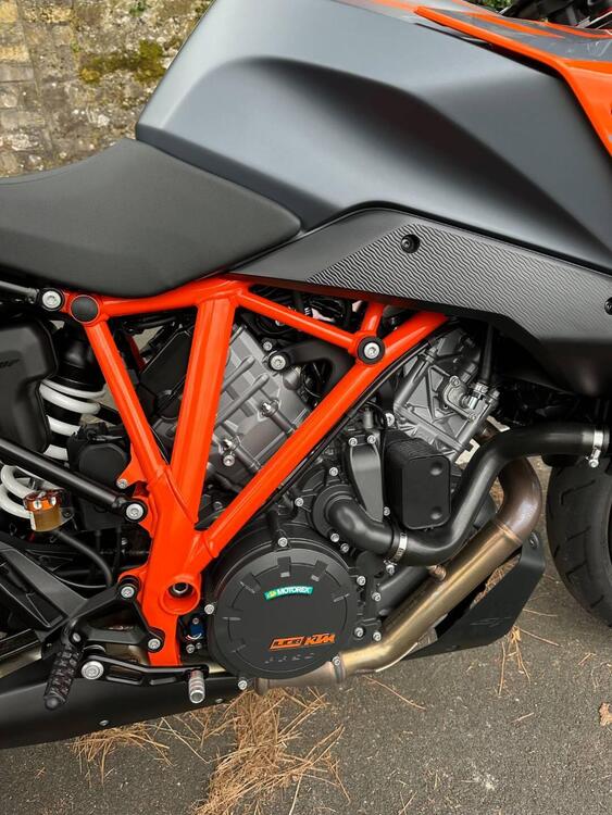 KTM 1290 Super Duke GT (2022 - 25) (5)