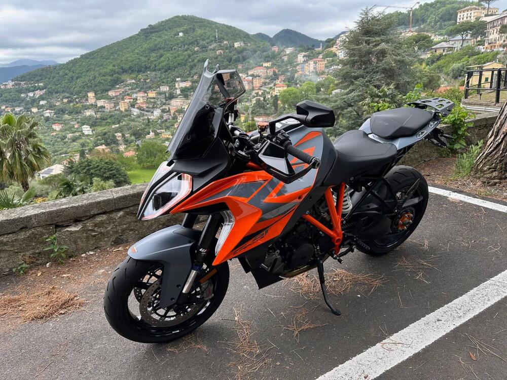 KTM 1290 Super Duke GT (2022 - 25) (2)
