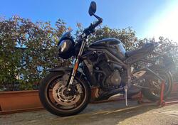 Triumph Street Triple RS (2020 - 22) usata