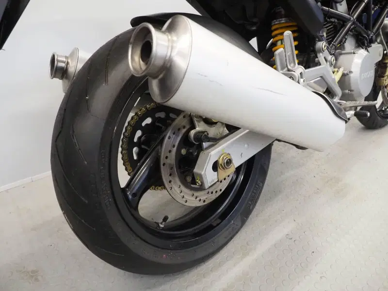 Ducati Monster 620 Dark (2003 - 06) (4)