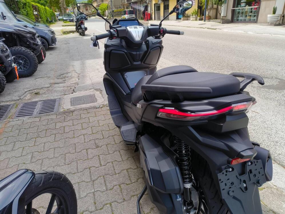 Voge Sfida SR4 MAX (2024 - 25) (4)