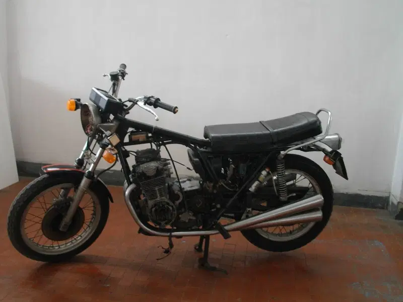 Moto Guzzi GT 4 CILINDRI  (2)