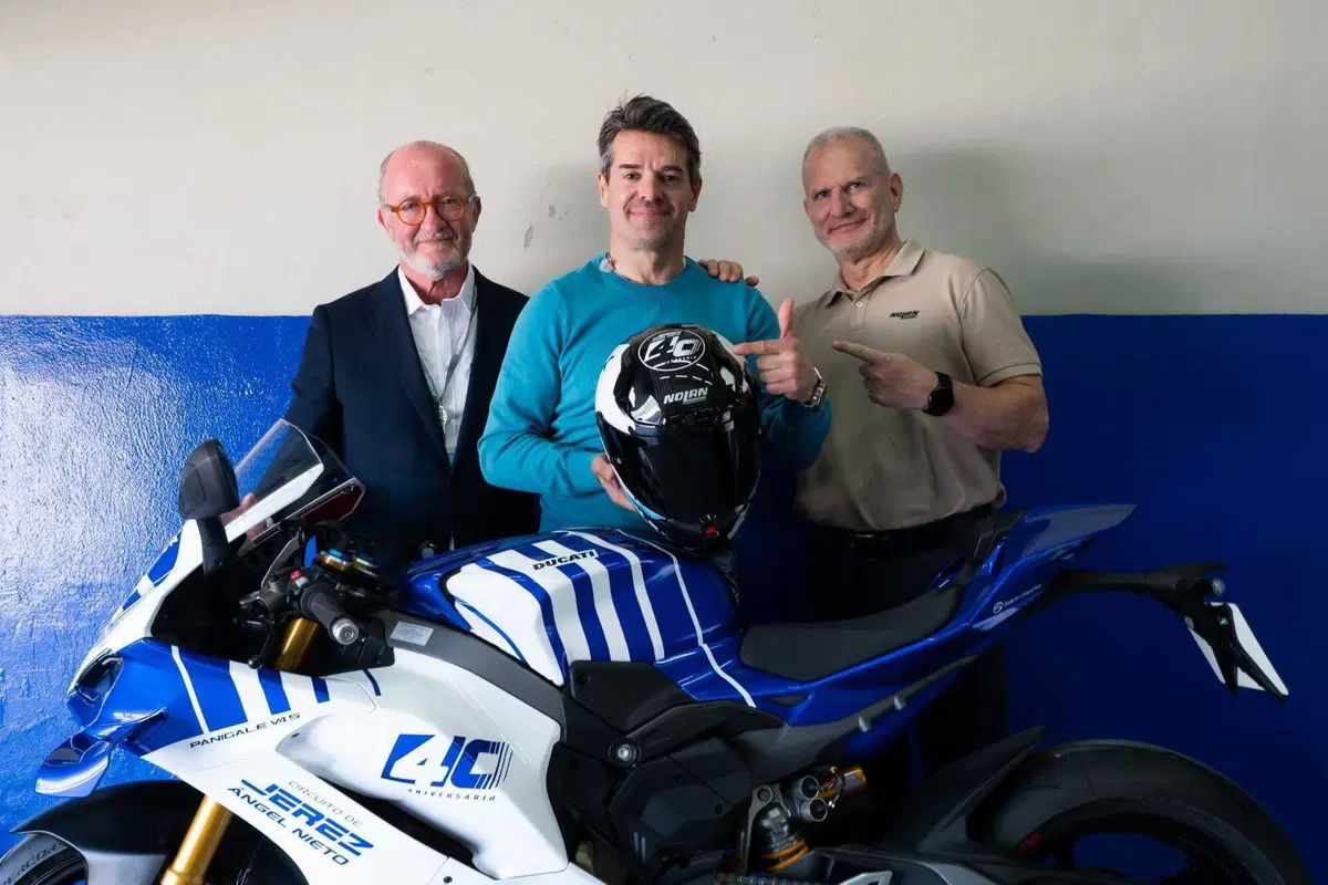 Nolan celebra il 40° anniversario del Circuito di Jerez (13)