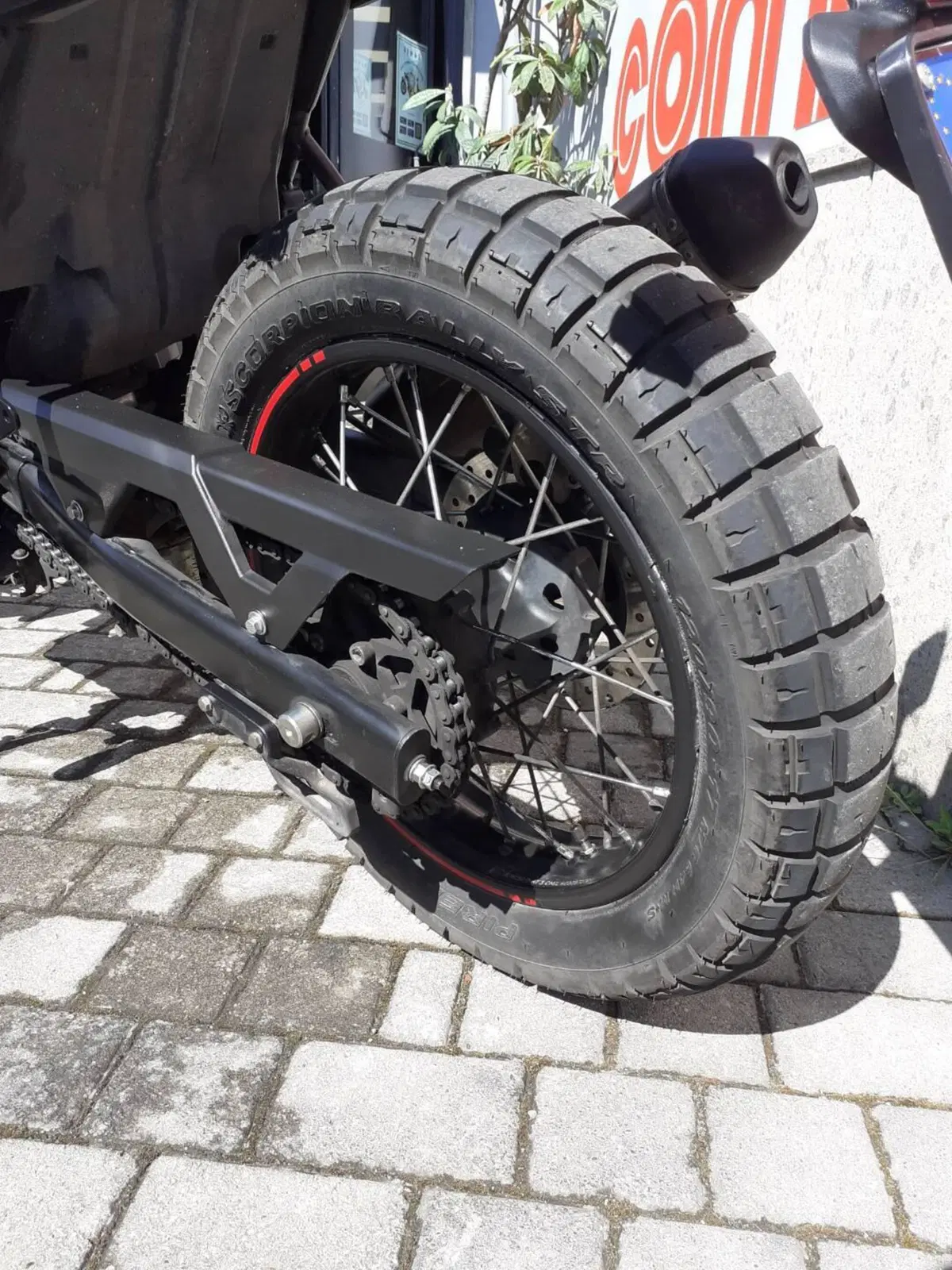 Royal Enfield Scram 411 (2022 - 24) (12)