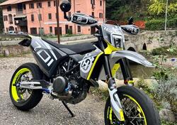 Husqvarna 701 Supermoto (2023 - 25) usata