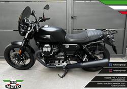 Moto Guzzi V7 Stone (2021 - 24) usata