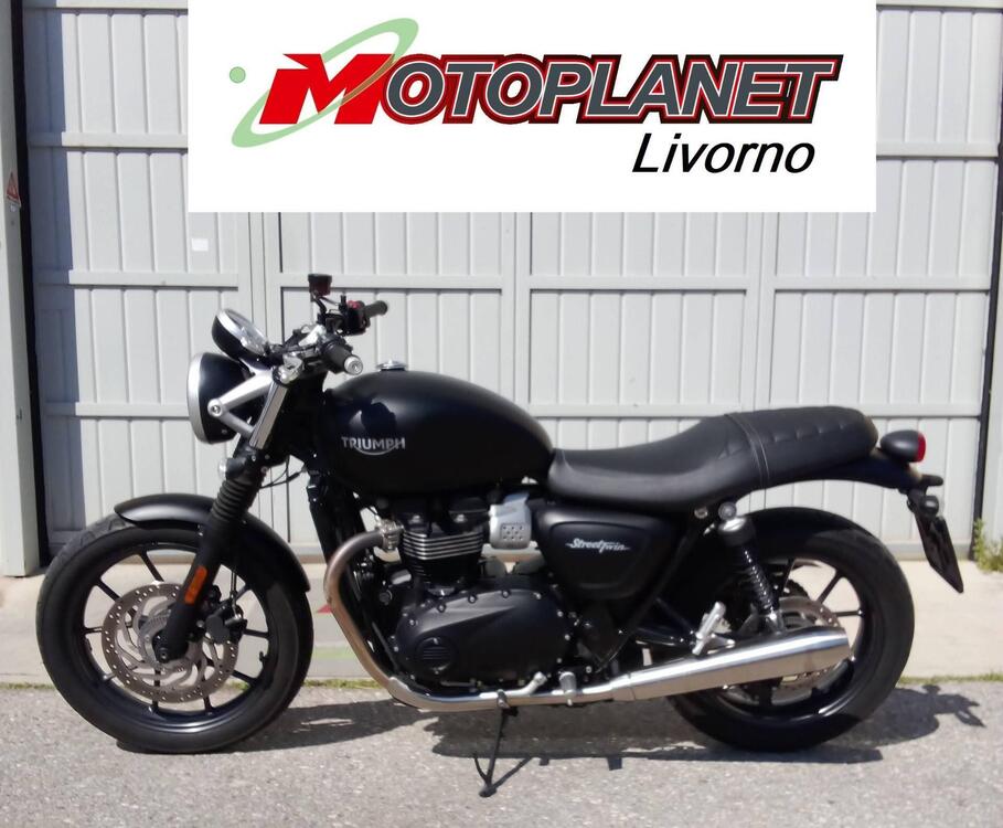 Triumph Street Twin 900 (2017 - 18) (4)