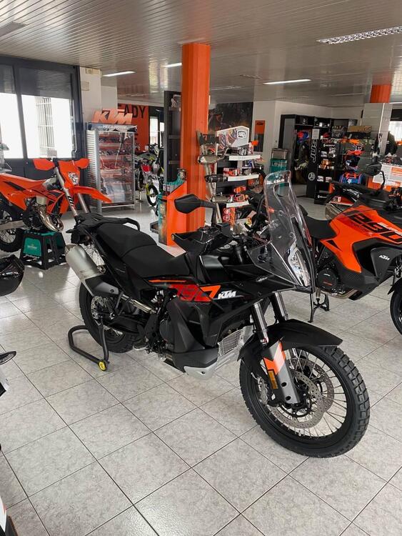 KTM 790 Adventure (2023 - 24)
