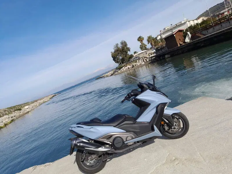 Kymco AK 550 ETS (2021 - 26) (3)