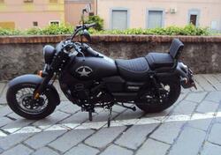 Um Italia Renegade Commando 300 (2025) usata
