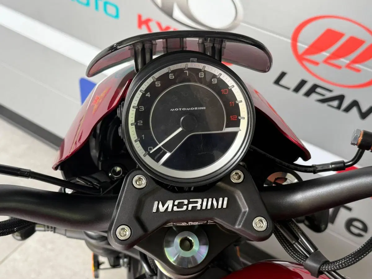 Moto Morini Calibro Custom (2024 - 26) (17)