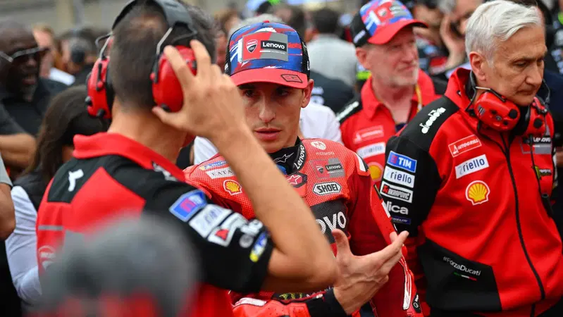 MotoGP 2025. Altra regola della MotoGP, per sanzionare le fughe dalla griglia "alla Marc Marquez"