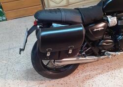 Triumph Street Twin 900 (2017 - 18) usata