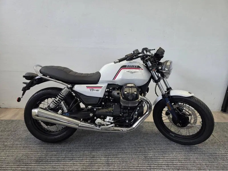 Moto Guzzi V7 Special (2025 - 26)
