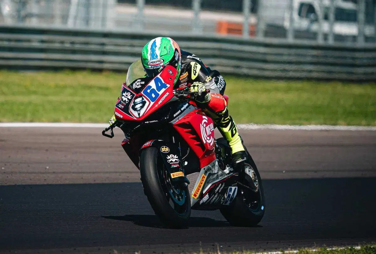 A Cremona Caricasulo in Superpole con il Caberg GP01! (5)