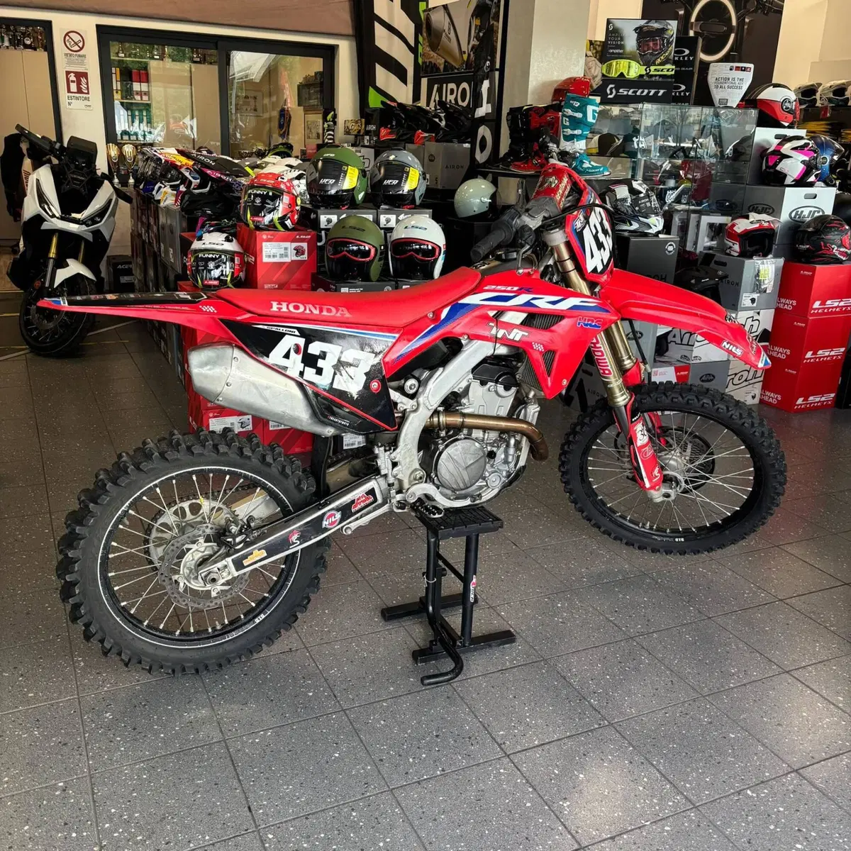 Honda CRF 250R (2022) (3)
