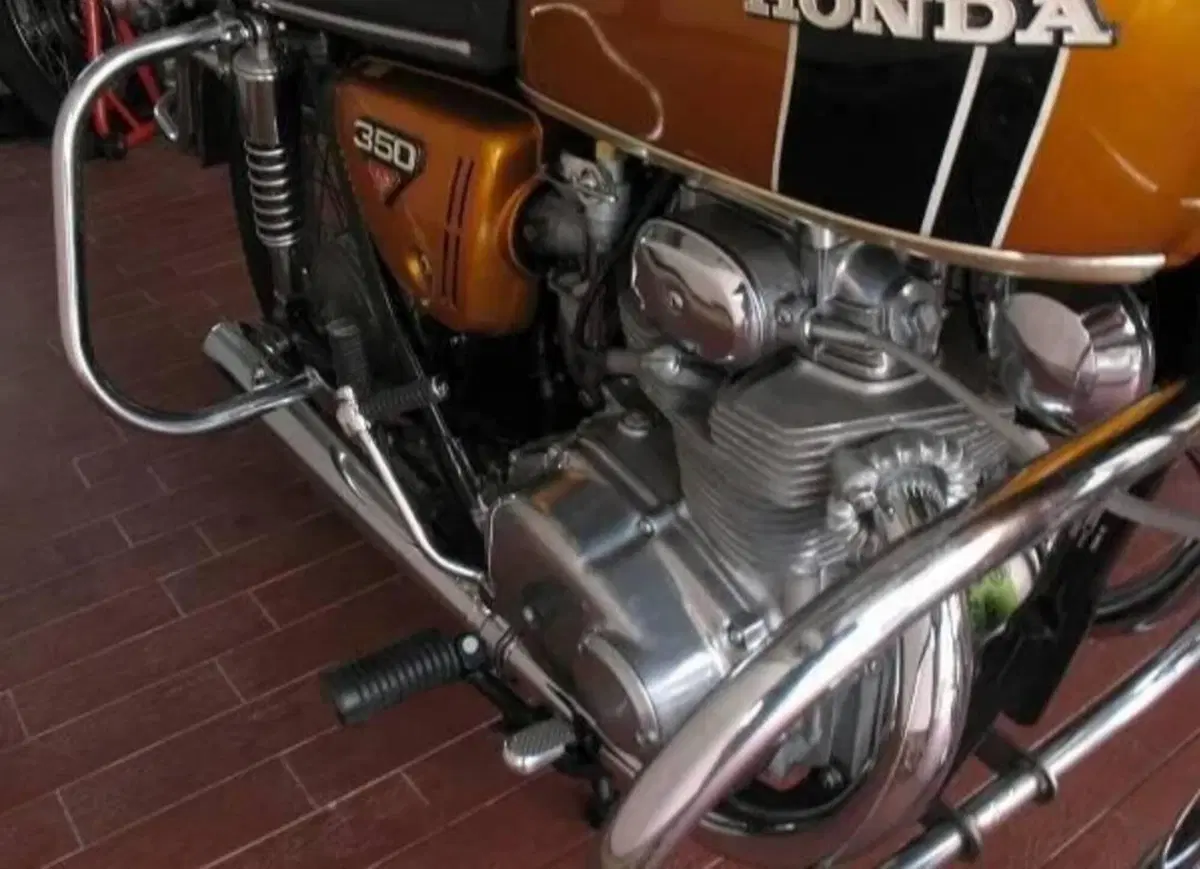 Honda cb350k3 (3)
