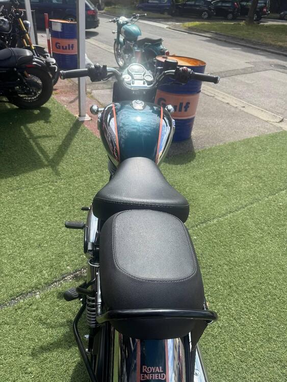 Royal Enfield Classic 350 (2021 - 25) (5)