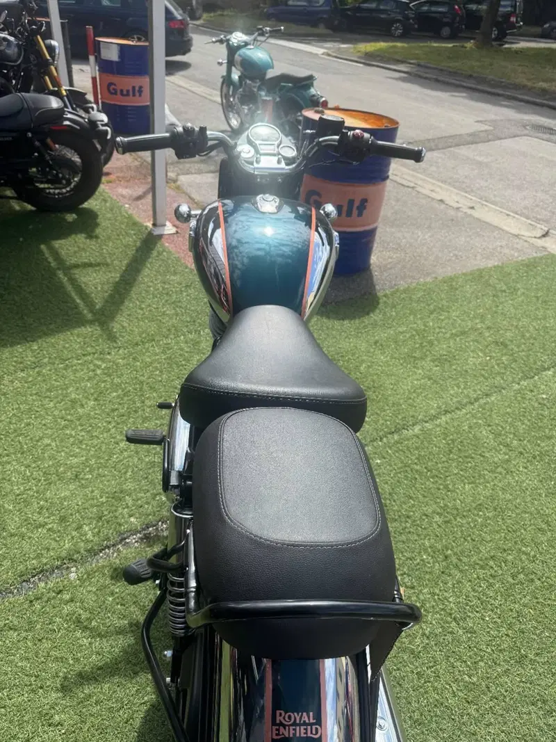 Royal Enfield Classic 350 (2021 - 26) (5)
