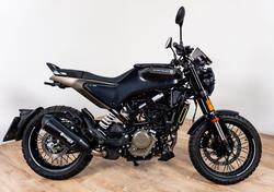 Husqvarna Svartpilen 125 (2021 - 23) usata