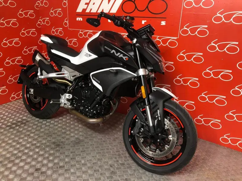 CFMOTO 800NK Advanced (2023 - 26) (2)