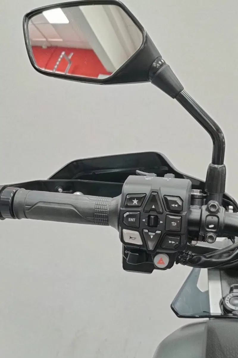 Honda Africa Twin CRF 1100L Adventure Sports (2022 - 23) (5)