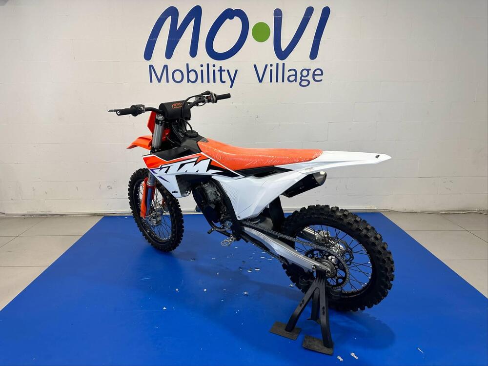 KTM 125 SX (2023) (4)
