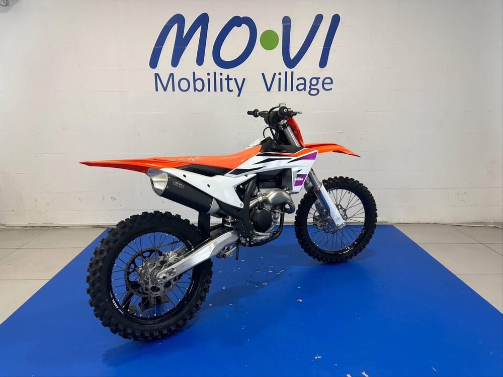 KTM 250 SX-F (2024) (2)