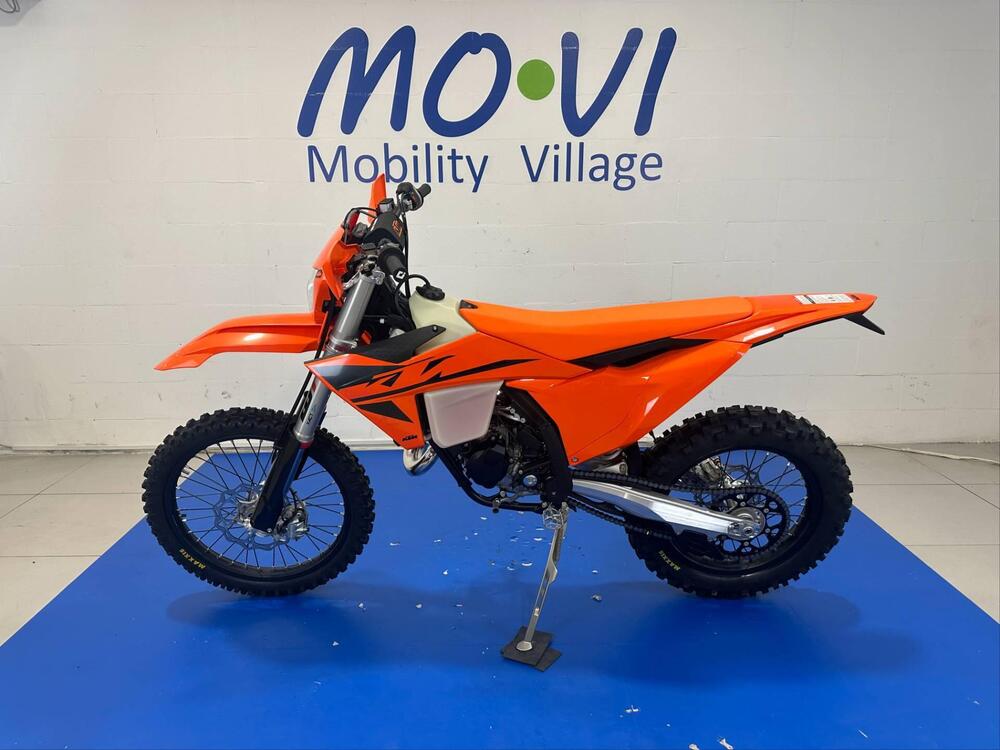 KTM 125 XC-W (2025) (5)