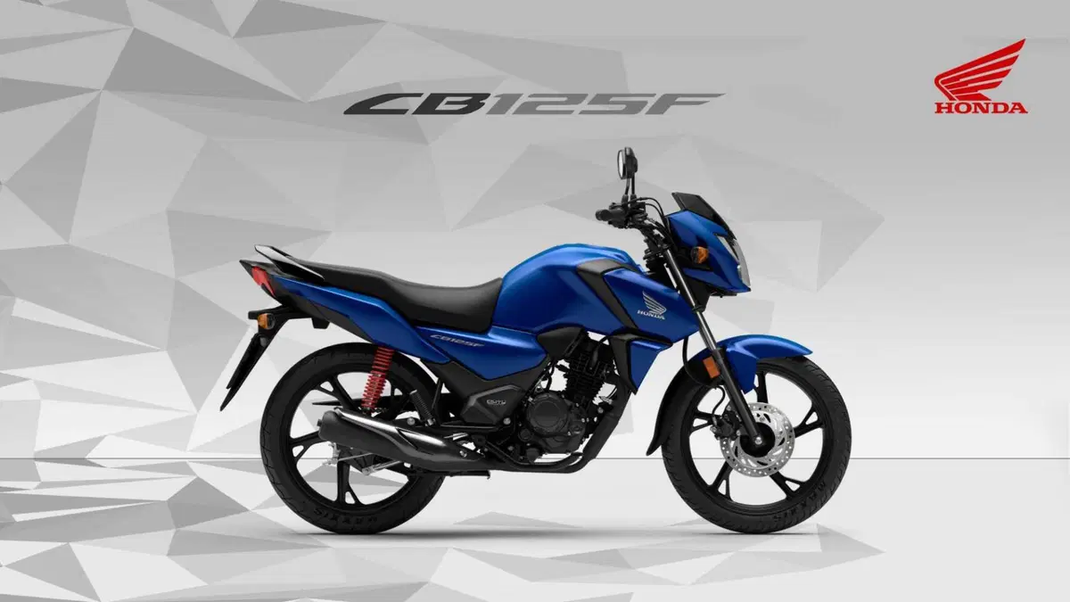 Honda CB125F 2026: come cambia la nuova tuttofare per patente A1 [GALLERY] (6)