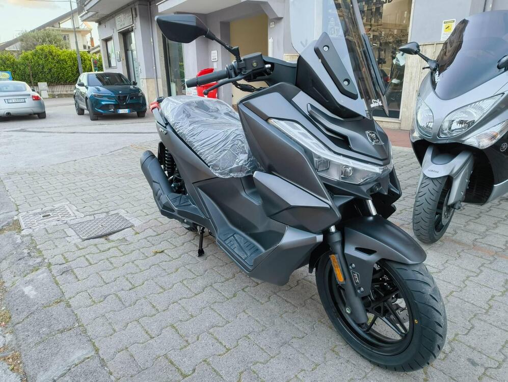 Voge Sfida SR3 (2024 - 25) (2)