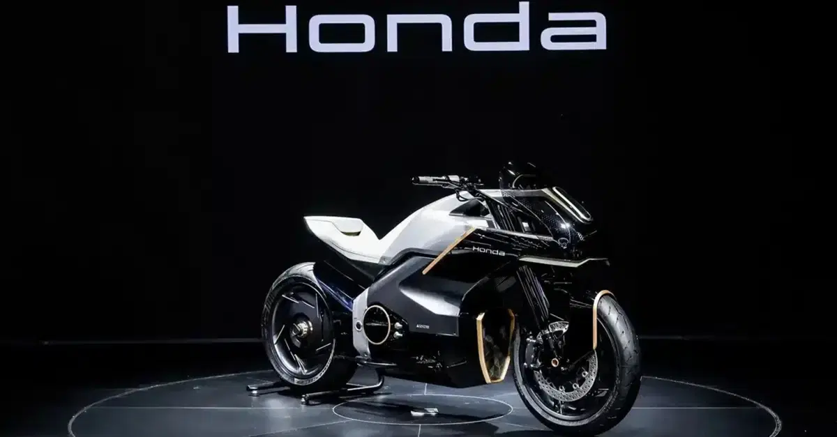 Honda presenta al Salone di Pechino la naked elettrica del futuro