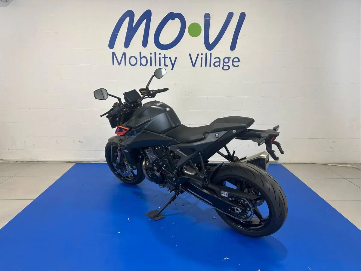 KTM 990 Duke (2024 - 26) (4)