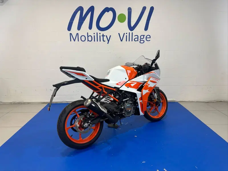 KTM RC 125 (2022 - 26) (2)