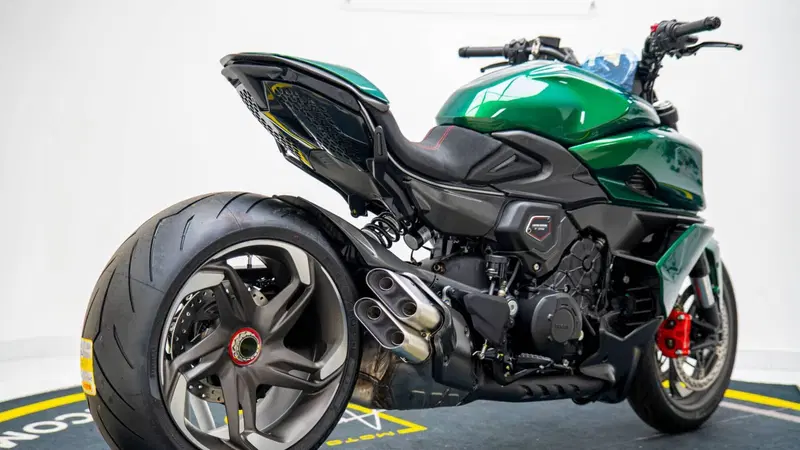 Ducati Diavel for Bentley (2024) (4)