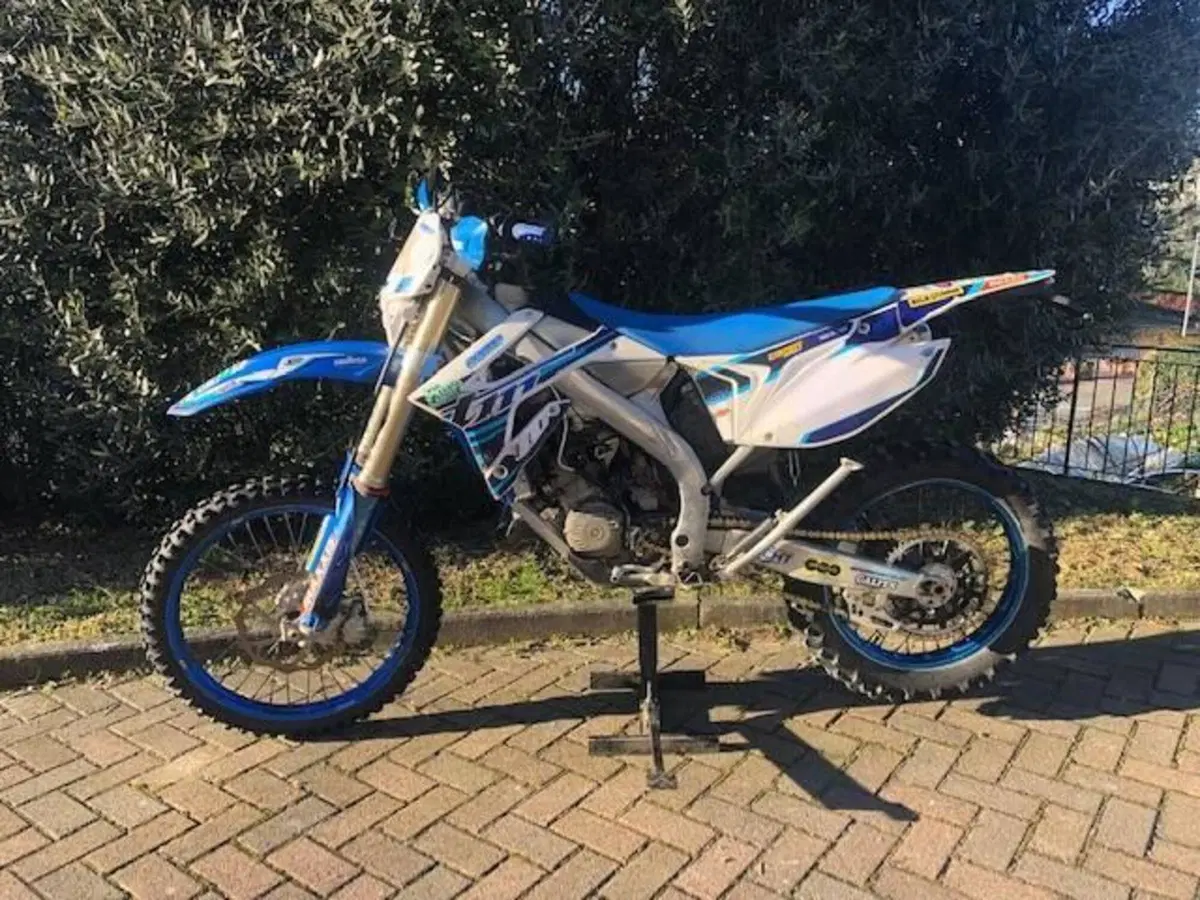 Tm Moto EN 125 Fi 2t (2021 - 22) (2)